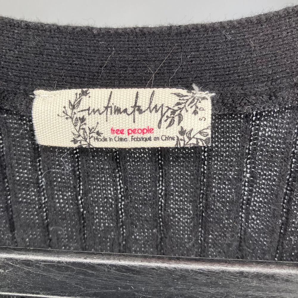FREE PEOPLE Saturday Morning Crop Black Button Small - Picture 4 of 4